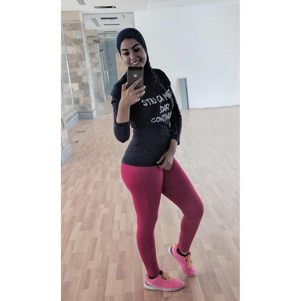 25P Ghada tarek sexy hijab fitness