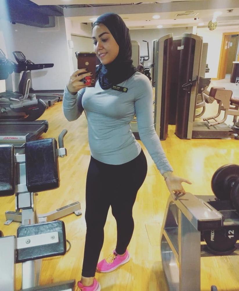 20P Ghada tarek sexy hijab fitness 2