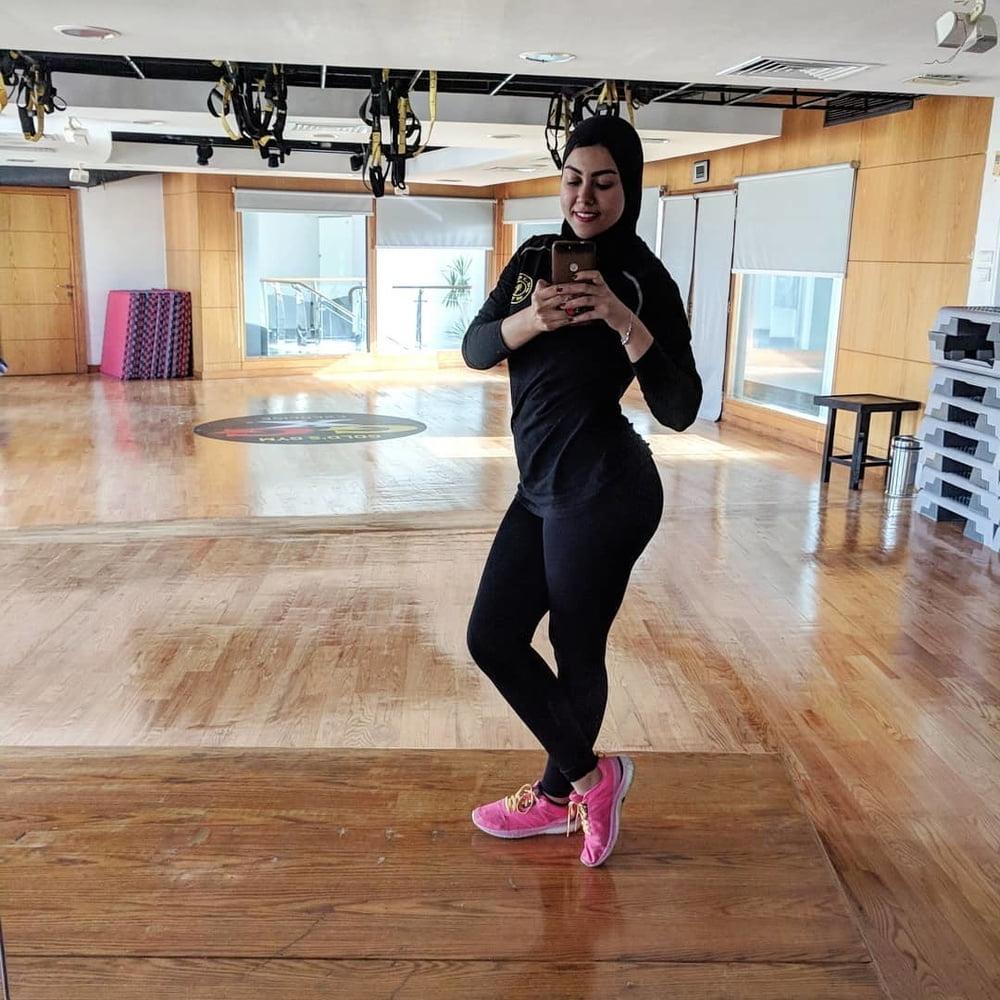 20P Ghada tarek sexy hijab fitness 2