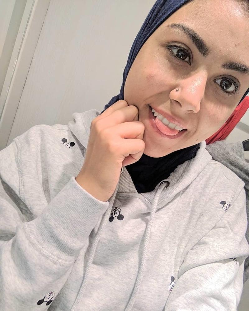 20P Ghada tarek sexy hijab fitness 2