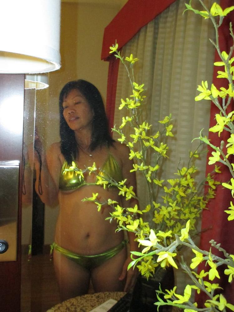25P 4EVER EXposed - LBFM MILF Maria