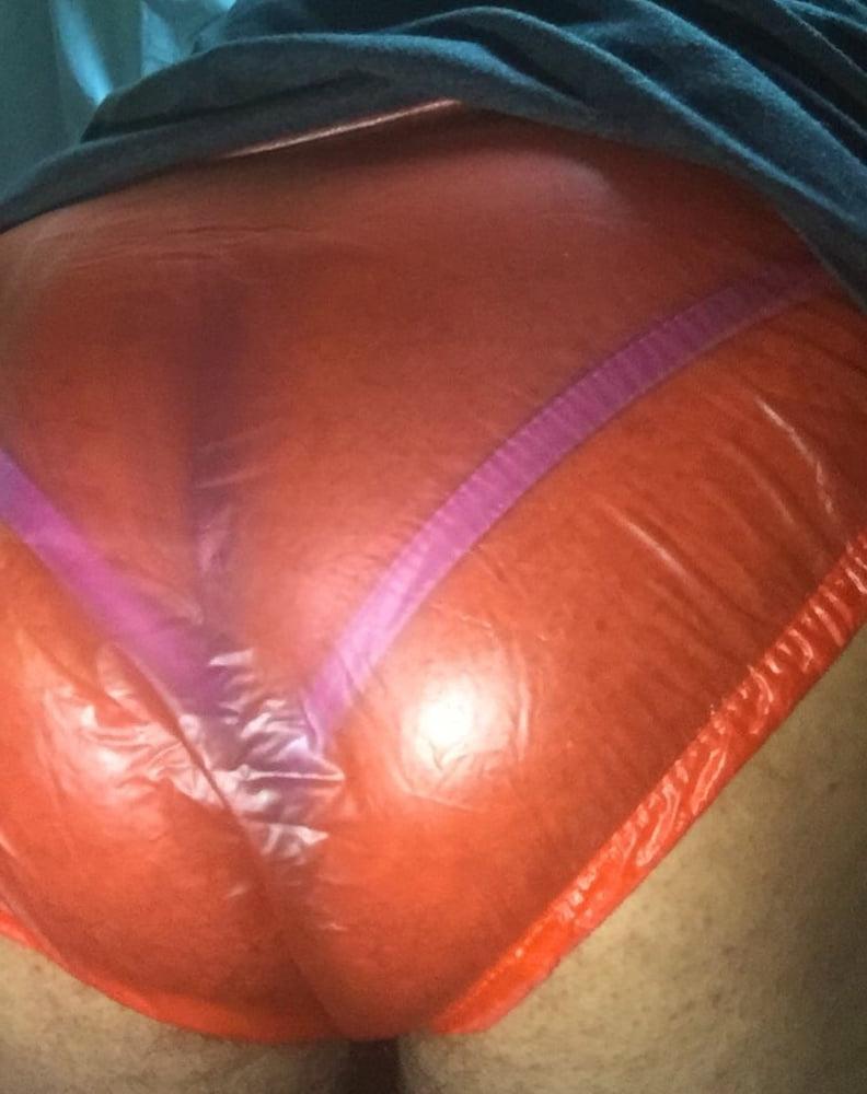 25P Plastic pants