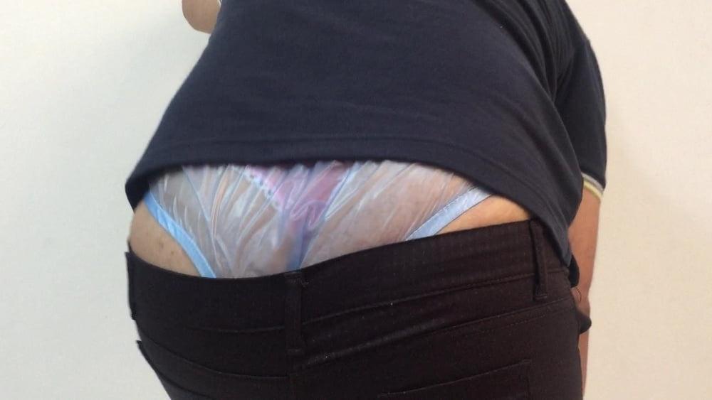 25P Plastic pants