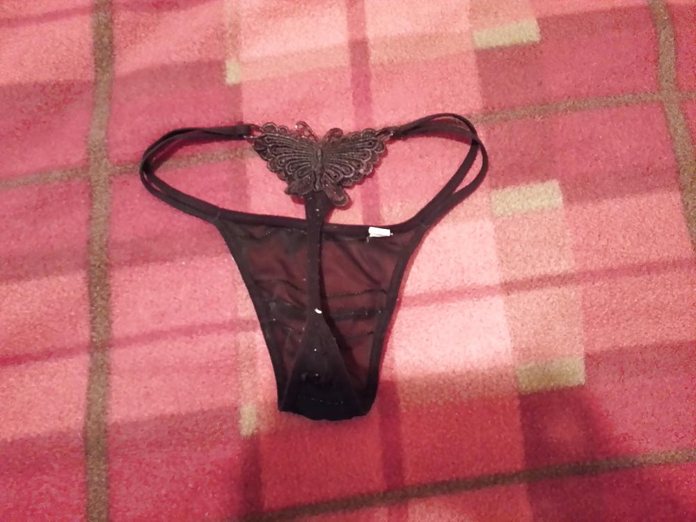 5P The pants of my girlfriend's cousin - perizzoma cugina