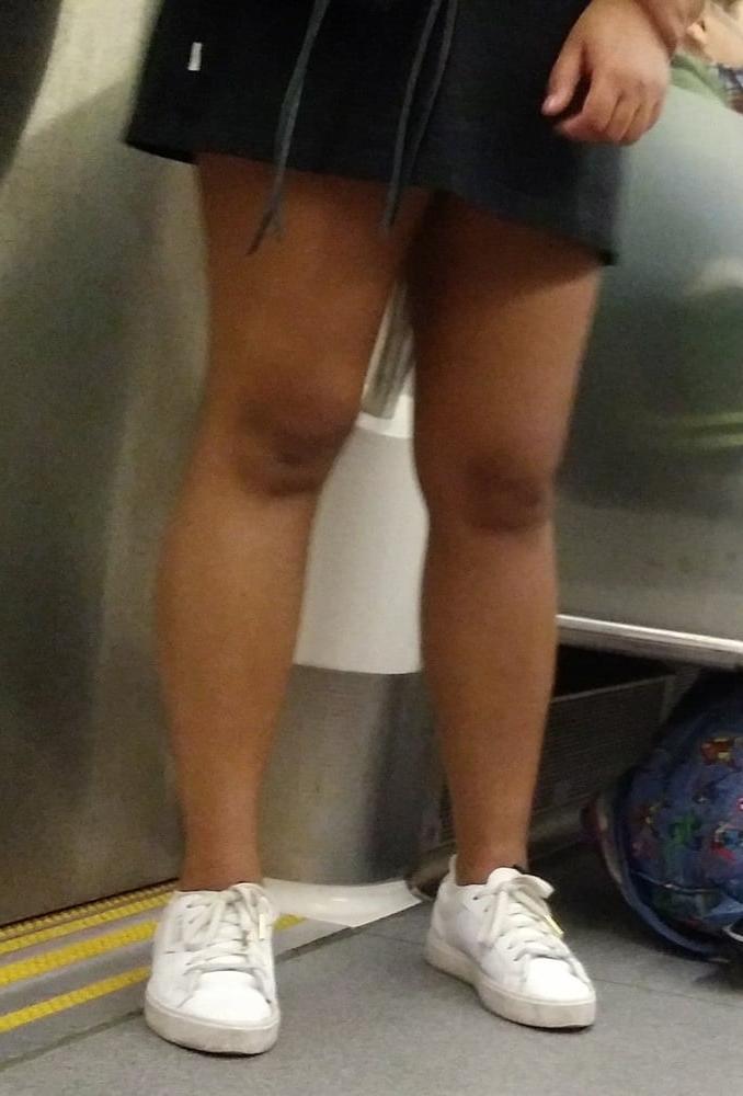 25P Candid legs and feet....