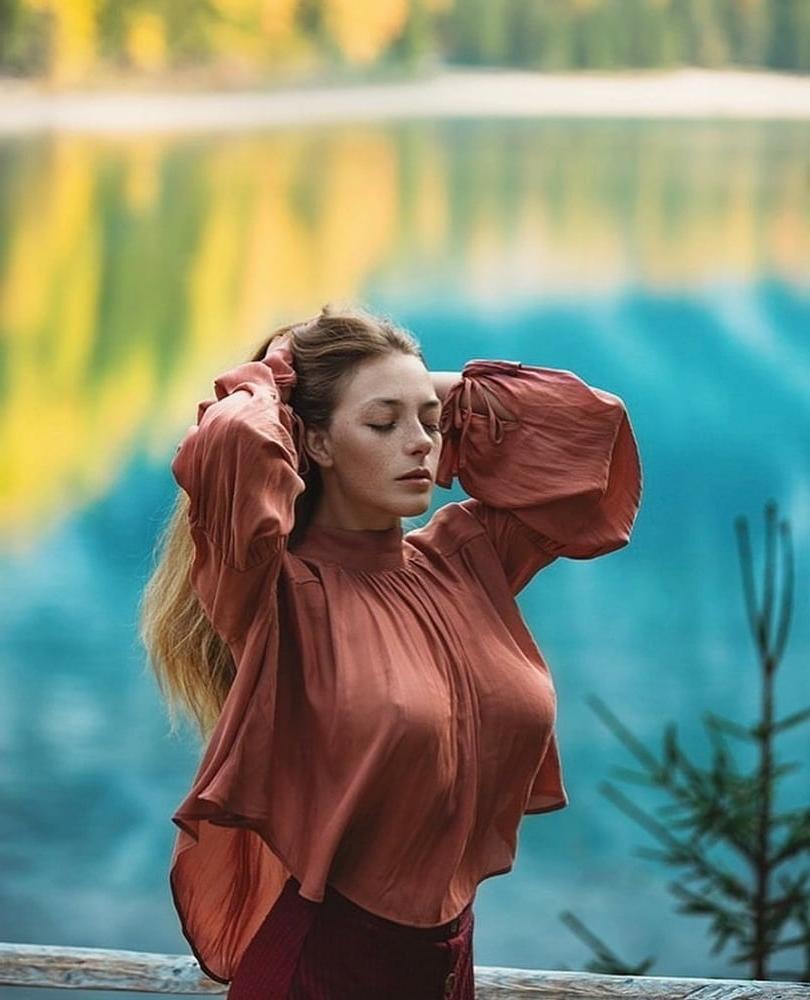 25P See through her outfit #39