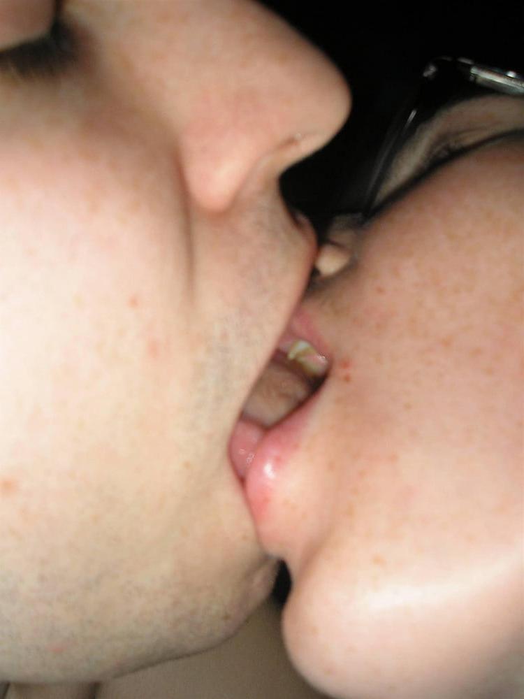 25P 9. Young hottie and BF