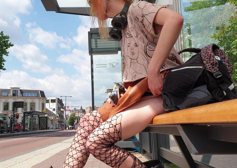 19P Voyeur pantyhose legs