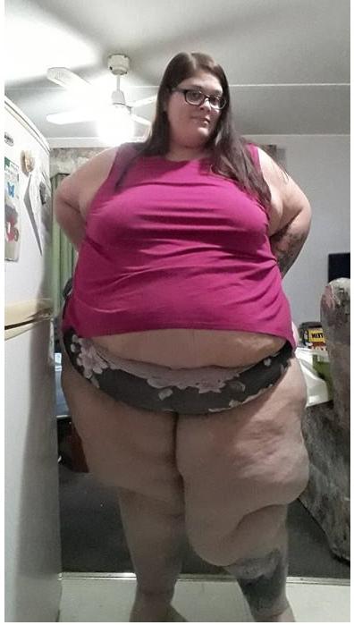 25P SSBBW Elephant Legs