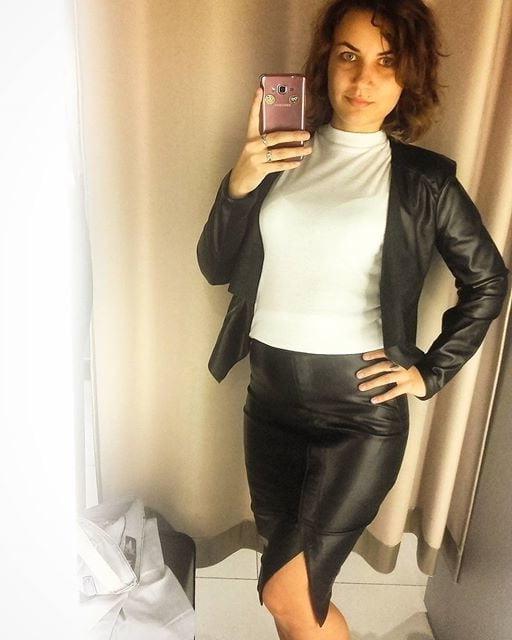 25P Leather Babes