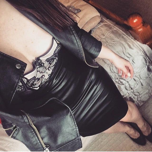 25P Leather Babes