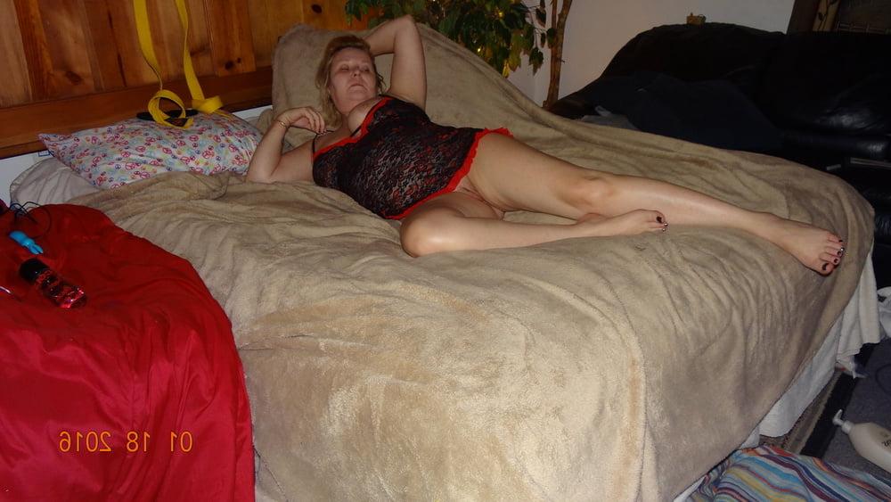 22P Girlfriends flashing for me and friends Part2