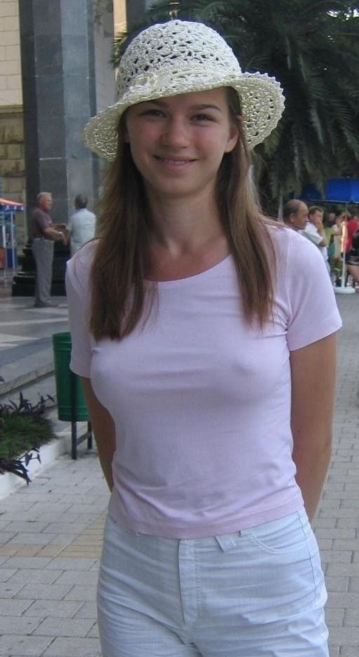 25P See Through and Pokies 3
