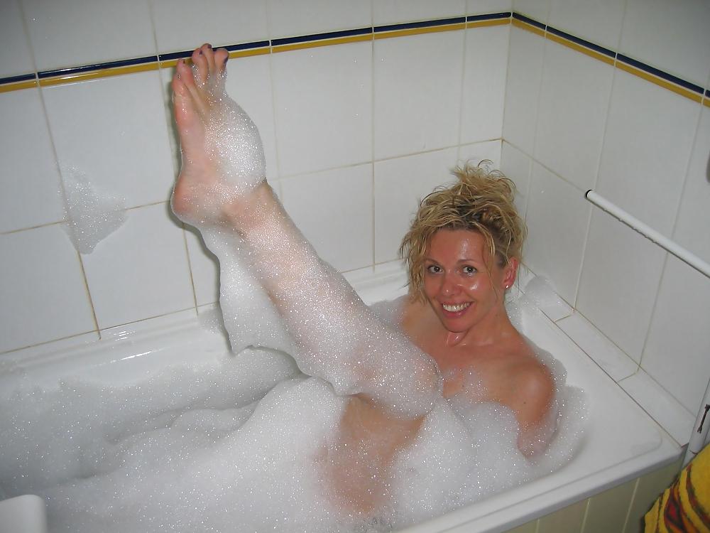 25P Perfect MILF Lady