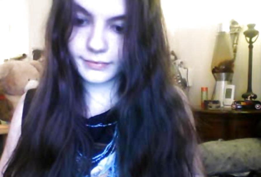 25P Huge Bush Webcam Teen From MeetMeMatch