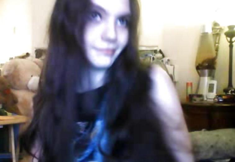 25P Huge Bush Webcam Teen From MeetMeMatch