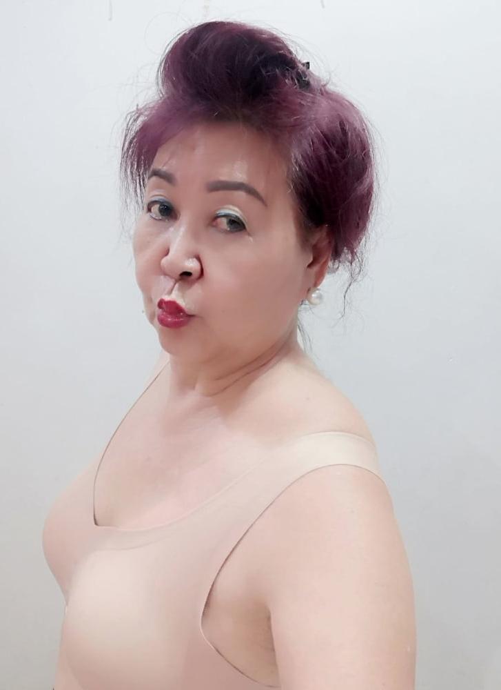 25P Asian mature slut