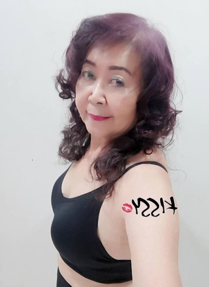 25P Asian mature slut