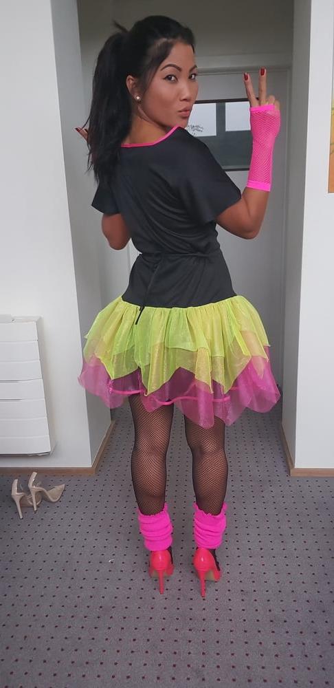 16P I'm a party Girl