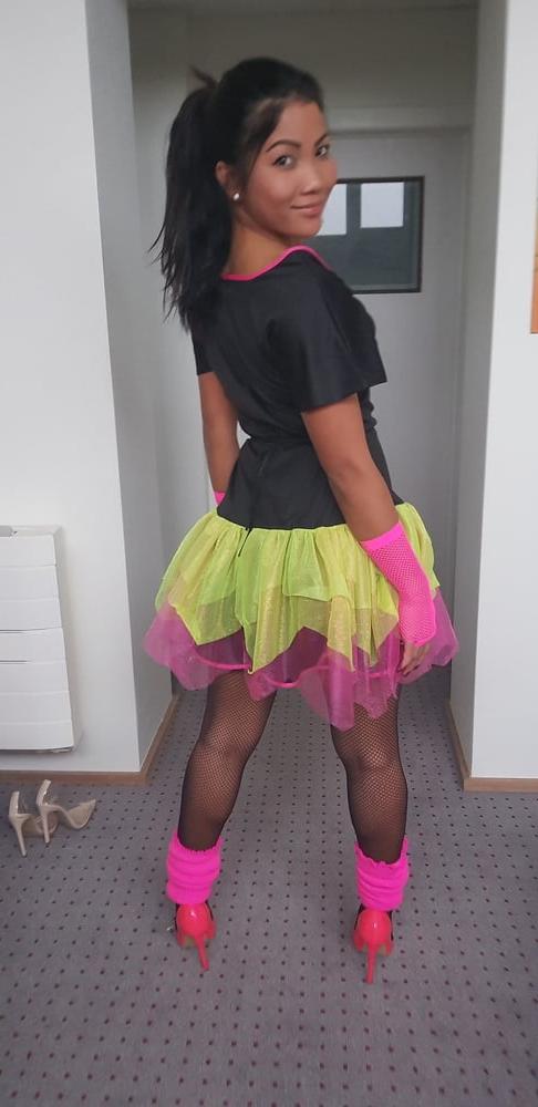 16P I'm a party Girl