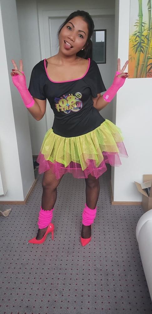16P I'm a party Girl