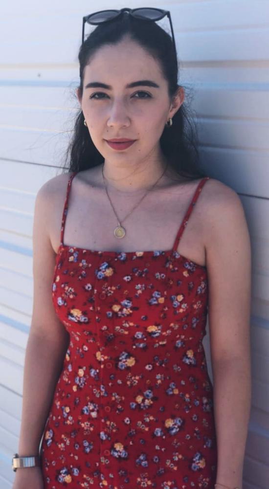 25P College girl who is my Ex girlfriend and she sends me nudes!