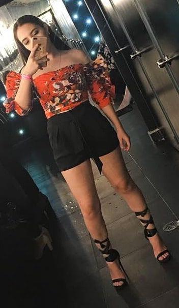 25P College girl who is my Ex girlfriend and she sends me nudes!