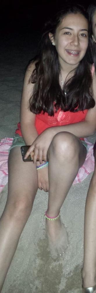 25P College girl who is my Ex girlfriend and she sends me nudes!
