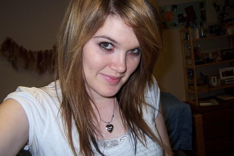 25P Favorite Hairy Pussy Woman