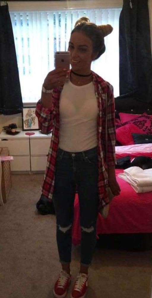 17P Hot Scottish girl