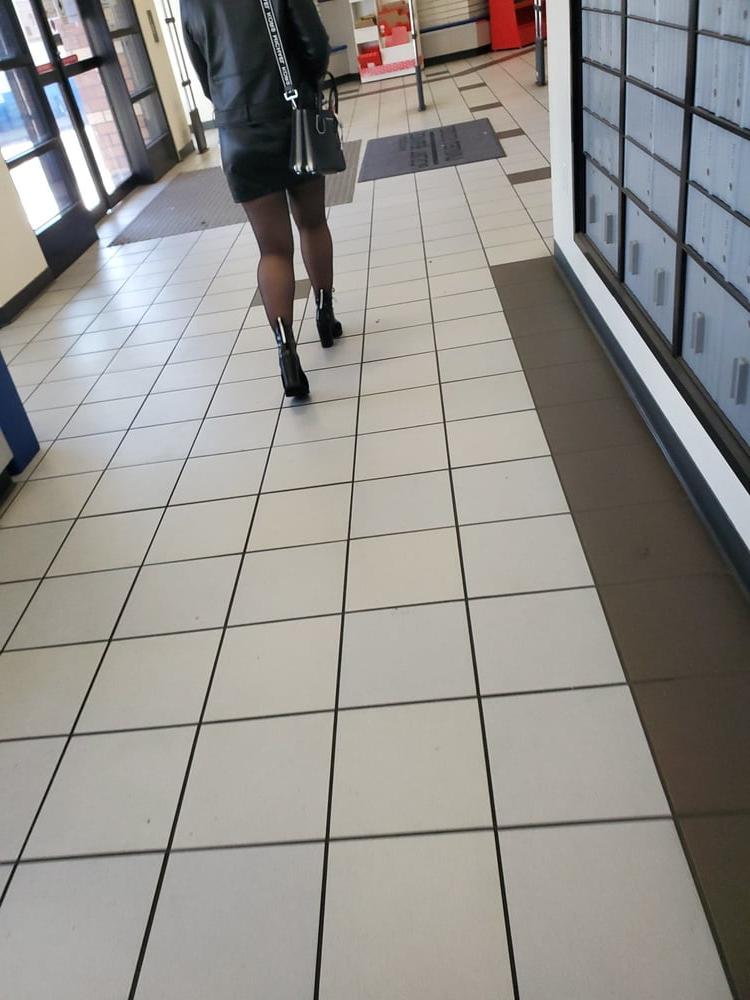 25P Pantyhose tempress in the post office