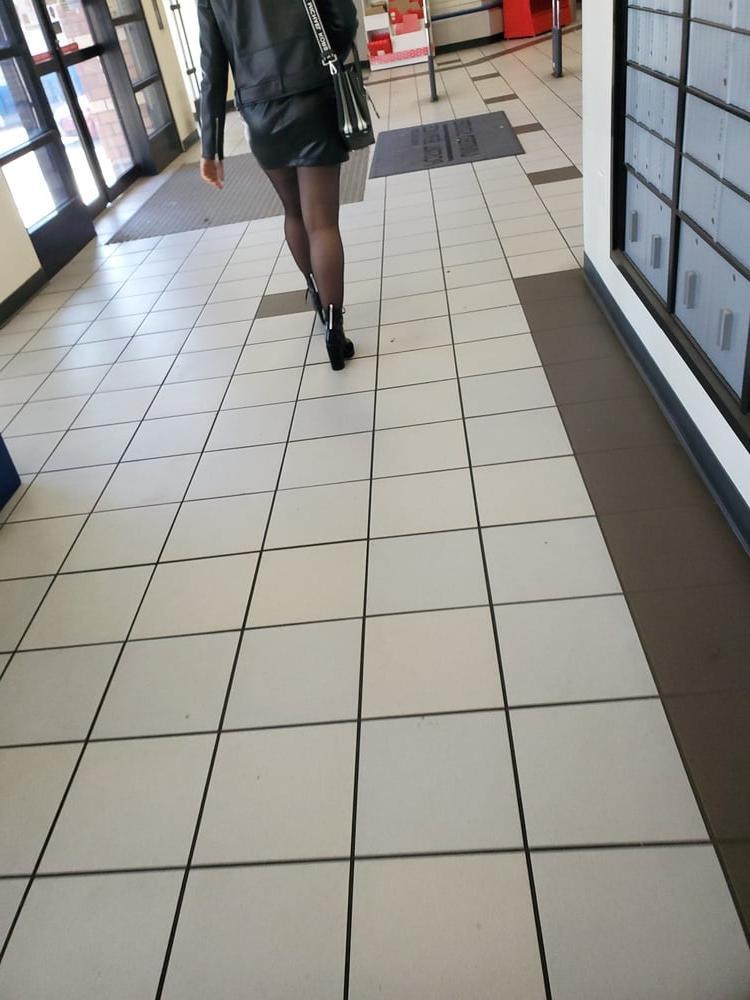 25P Pantyhose tempress in the post office