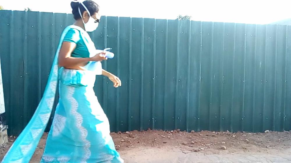 25P sl hot saree road capture fb 6