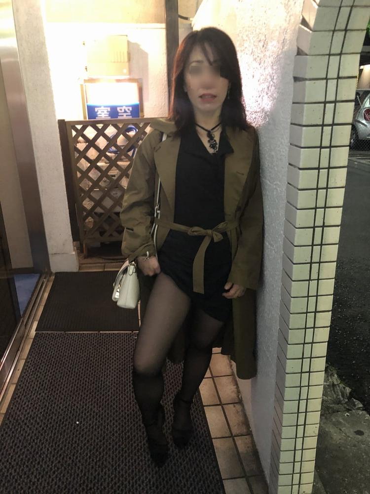 23P Mature wife - 27