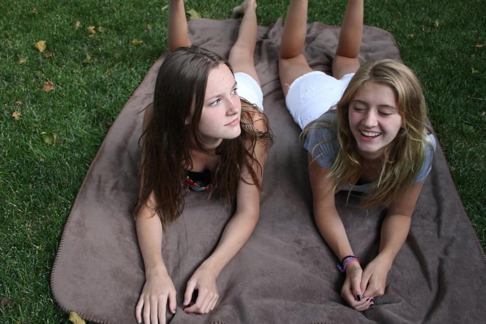 12P SekushiLover - Two Young Fuckable BFFs in the Backyard