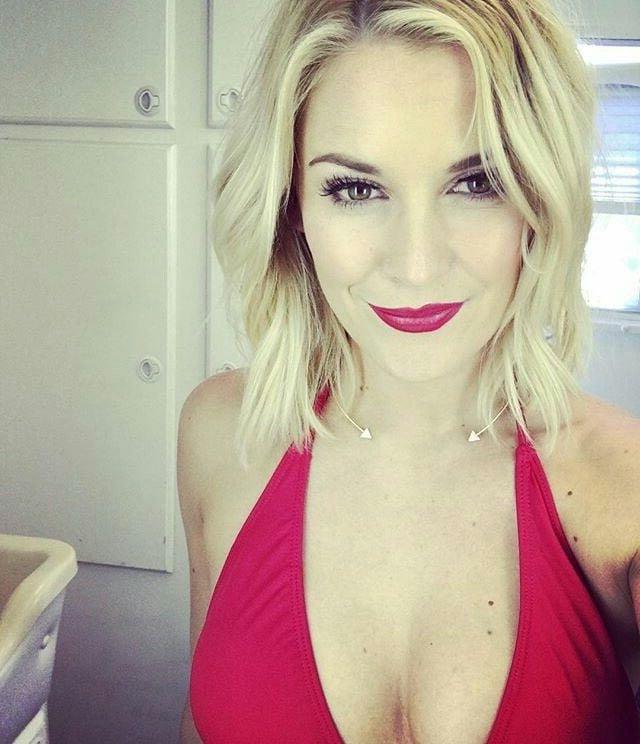 15P Renee Young