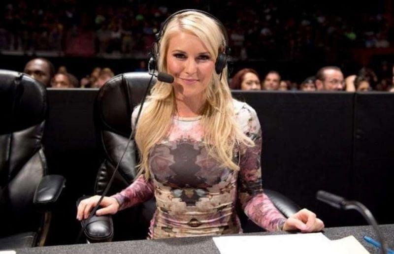 15P Renee Young