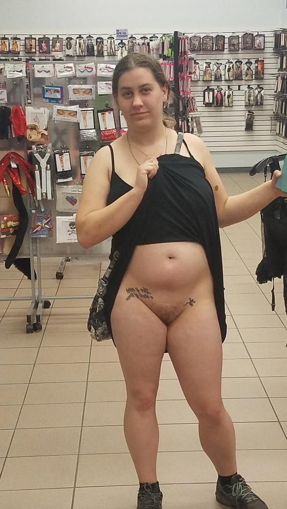 25P Amateur Sluts Public Flashing! - 210!