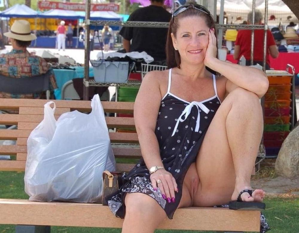 25P Amateur Sluts Public Flashing! - 210!