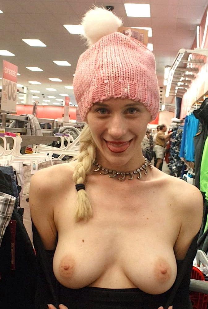 25P Flashing Ladies 045