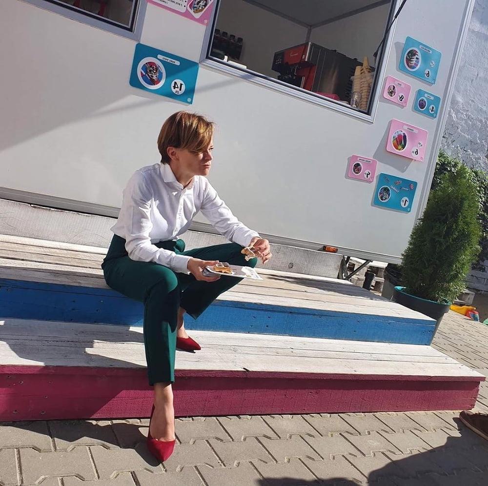 15P Jadwiga Emilewicz Polish Politician with Hot Legs