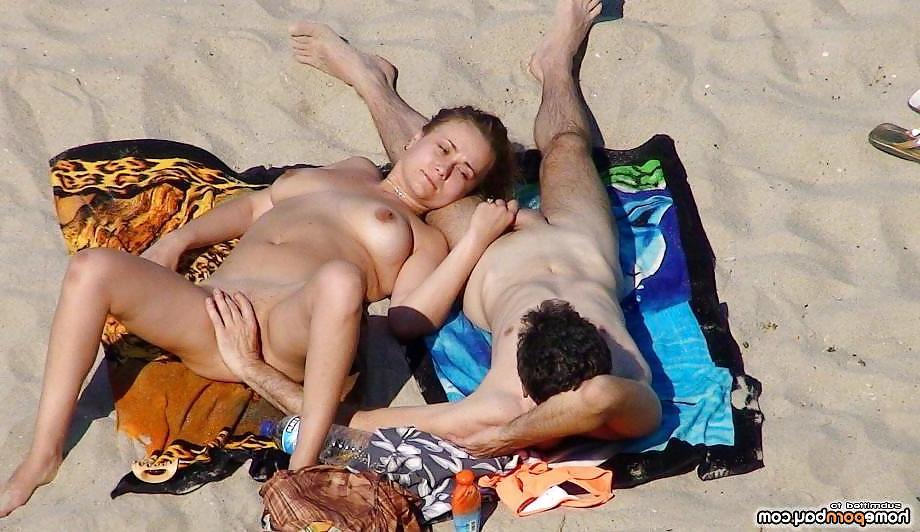 17P Nudist beach amateurs