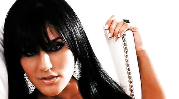 25P Latin Heat - Sagia Castaneda  