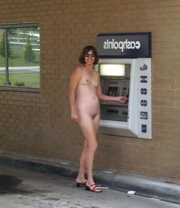 25P THATS IT BABE FLASH YOUR BITS ! 14
