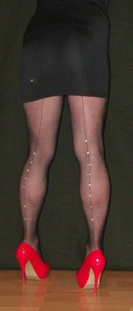 10P Sexy slut with open legs