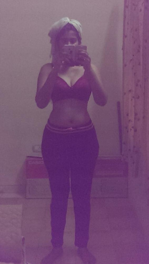 16P Indian wife nude in mirror