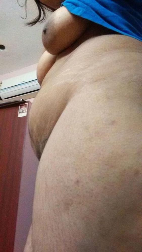 25P desi tall girl kanika