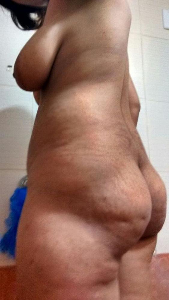 25P desi tall girl kanika