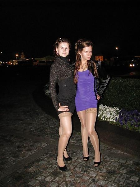 25P Nylon - upskirt - leg 8
