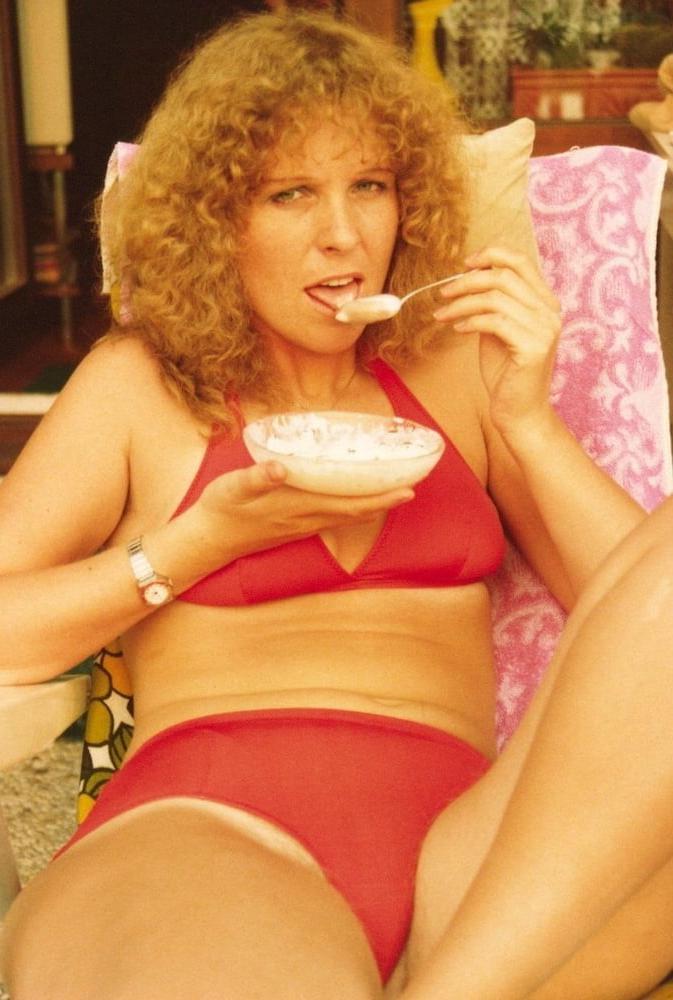 18P MILF Erica